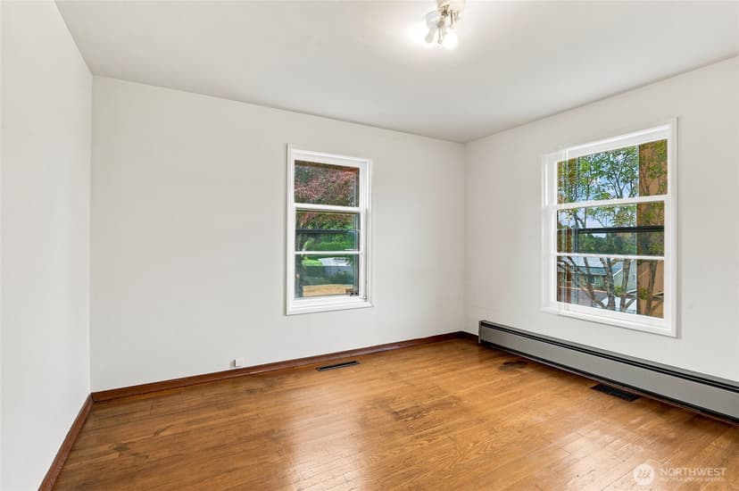 Property photo for 15852 7th Avenue SW, Seattle photo 17