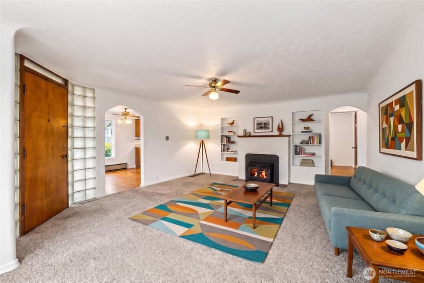 Property photo for 15852 7th Avenue SW, Seattle photo 8