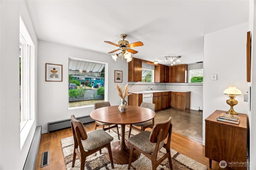 Property photo for 15852 7th Avenue SW, Seattle photo 10