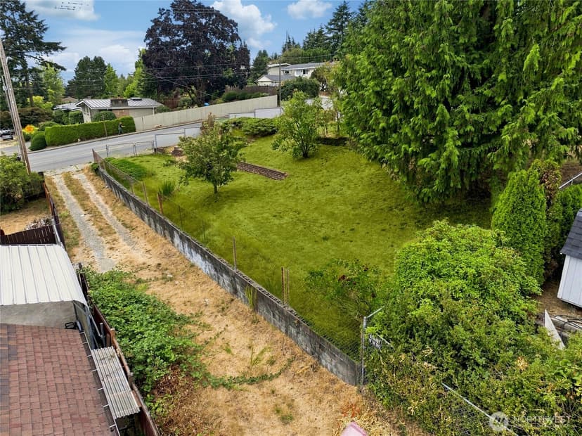 Property photo for 15852 7th Avenue SW, Seattle photo 30