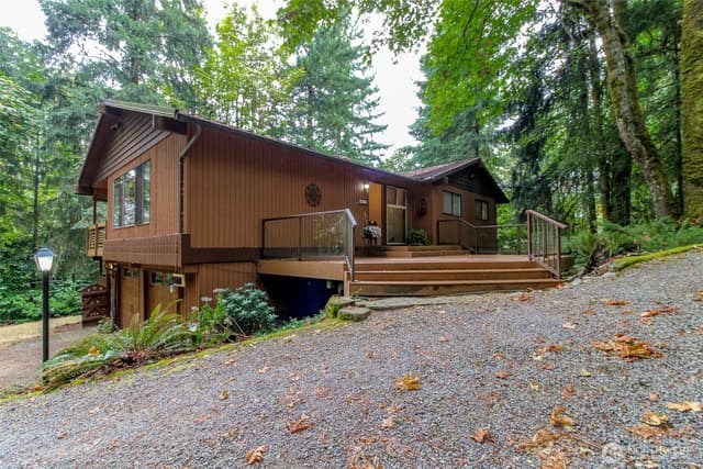 Property photo for 4917 145th Avenue SE, Bellevue