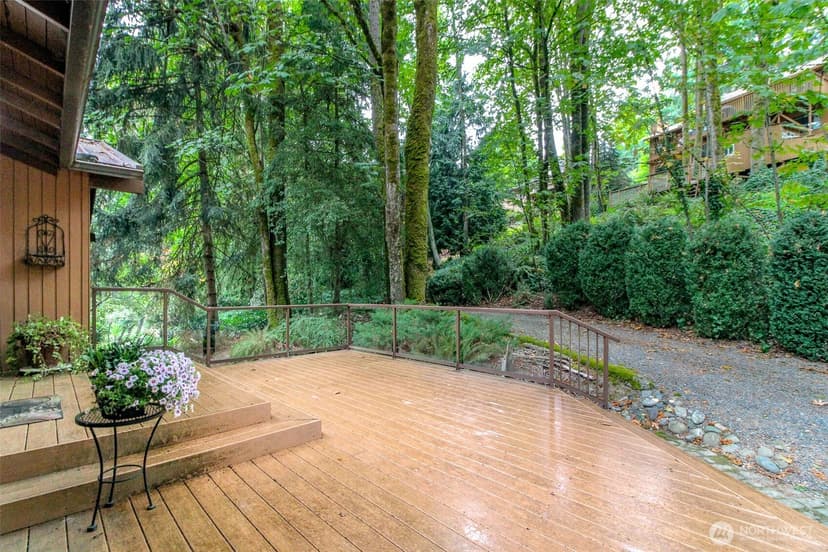 Property photo for 4917 145th Avenue SE, Bellevue photo 2