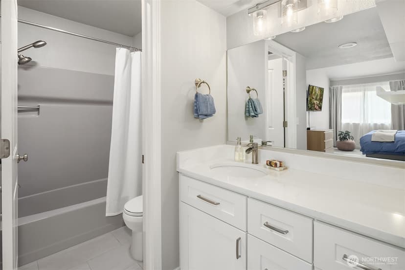 Property photo for 11500 NE 128th Street #47, Kirkland photo 16