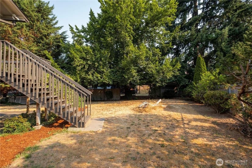Property photo for 16317 127th Place SE, Renton photo 39
