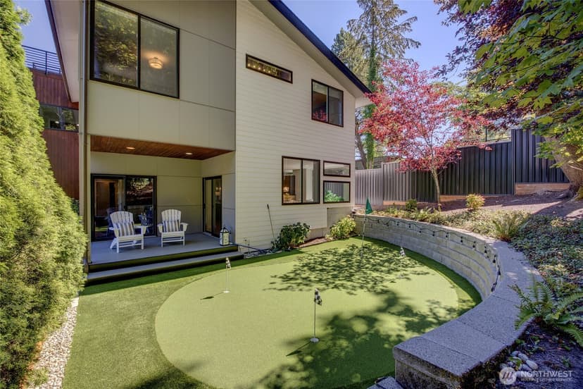 Property photo for 7429 E Mercer Way, Mercer Island photo 37