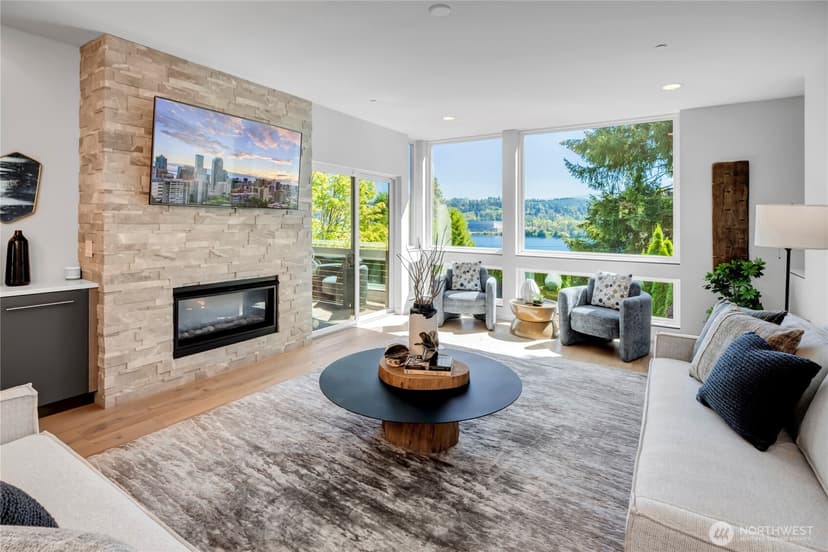 Property photo for 7429 E Mercer Way, Mercer Island photo 11