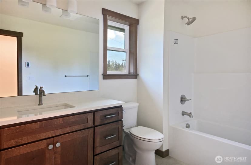 Property photo for 2439 Cambridge Court, Langley photo 33