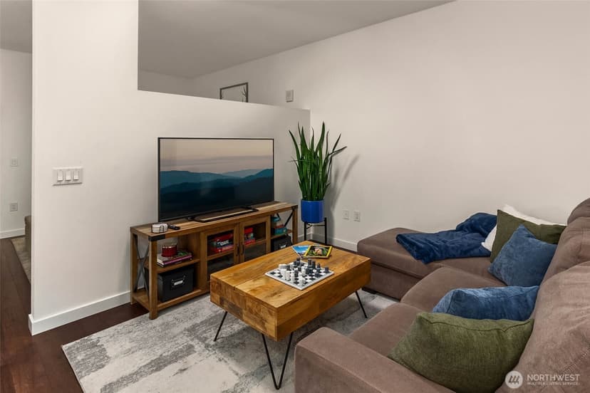 Property photo for 590 1st Avenue S #702, Seattle photo 15