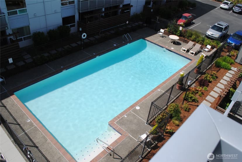 Property photo for 10501 8th Avenue NE #406, Seattle photo 9