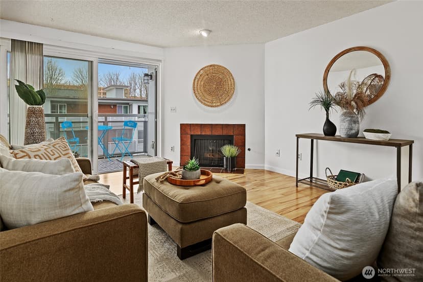 Property photo for 10501 8th Avenue NE #406, Seattle photo 2