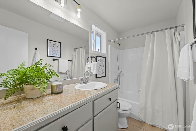 Property photo for 5910 E J Street, Tacoma photo 11