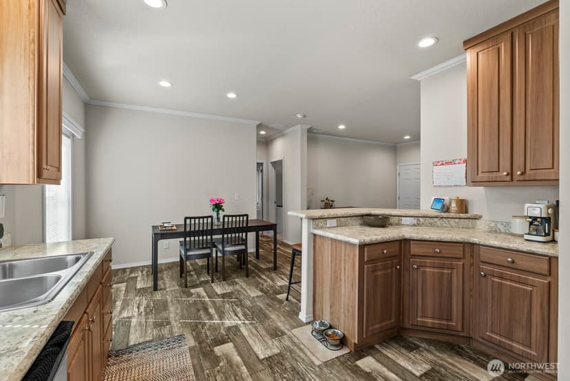 Property photo for 12813 Ridge Cir E, Bonney Lake photo 15