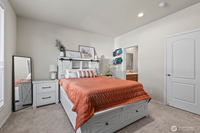 Property photo for 12813 Ridge Cir E, Bonney Lake photo 17