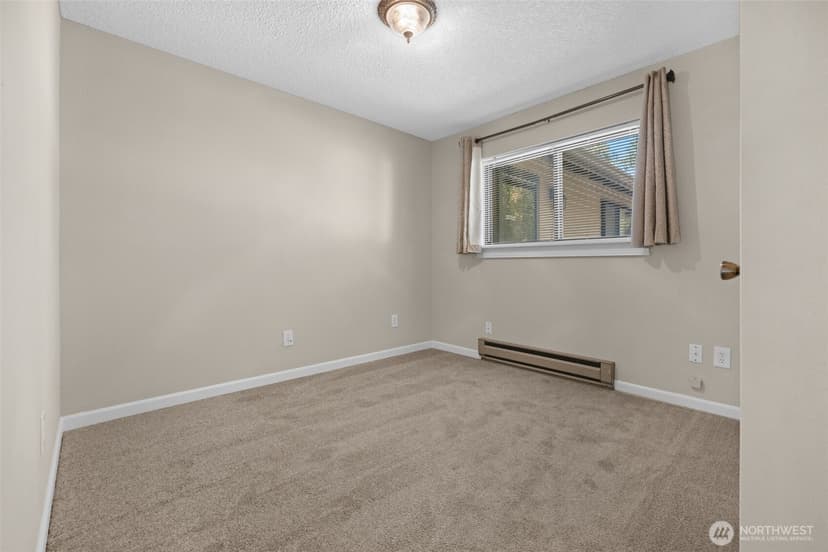 Property photo for 5628 95th Street NE, Marysville photo 18