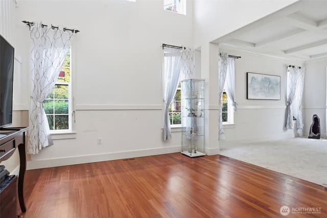 Property photo for 1825 Redmond Place NE, Renton photo 5