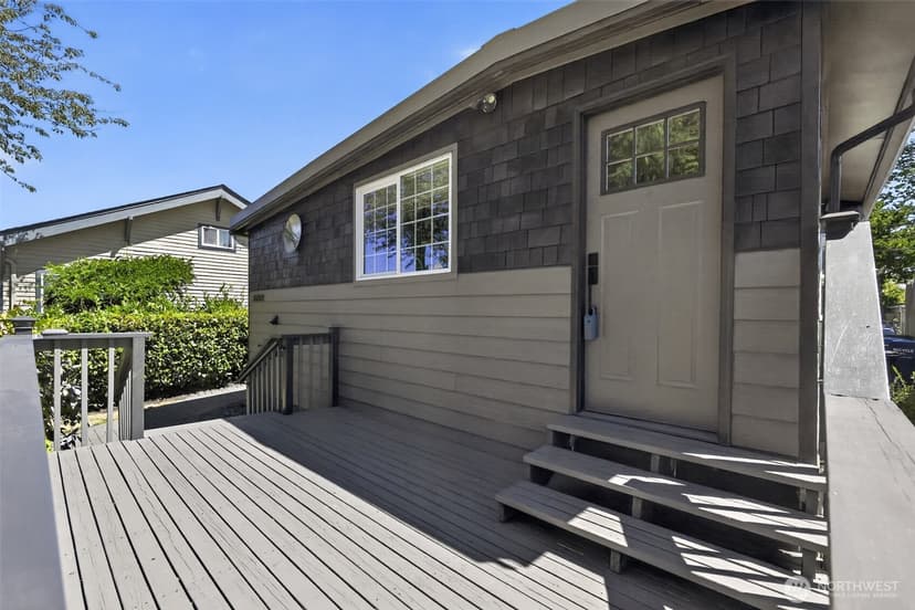 Property photo for 7768 14th Avenue SW, Seattle photo 3