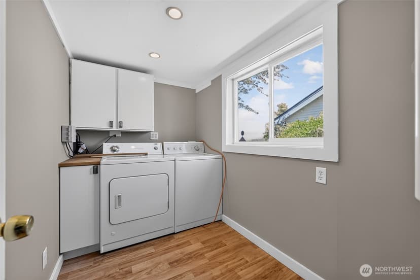 Property photo for 7768 14th Avenue SW, Seattle photo 23