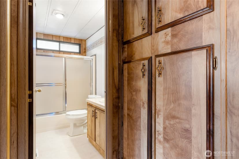 Property photo for 3611 I Street NE ##23, Auburn photo 14