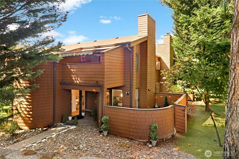 Property photo for 11506 NE 128th Street #22, Kirkland photo 2