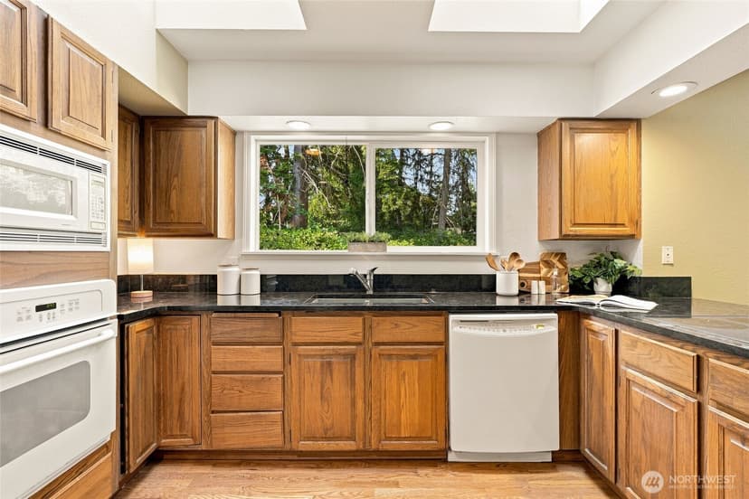 Property photo for 2315 140th Place SE, Mill Creek photo 12