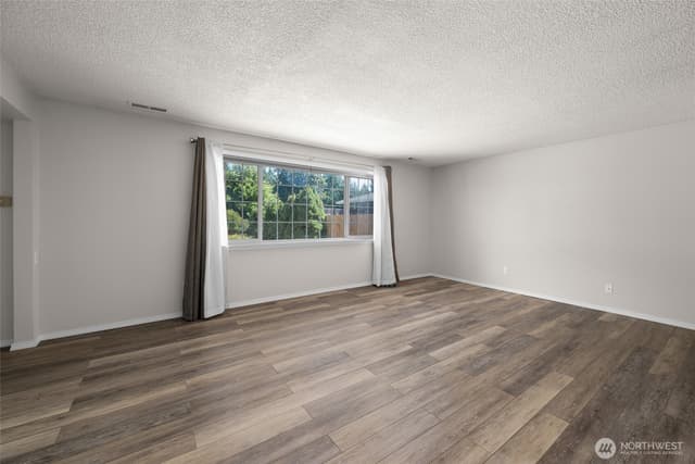 Property photo for 6779 Troy Lane NE, Bremerton photo 5