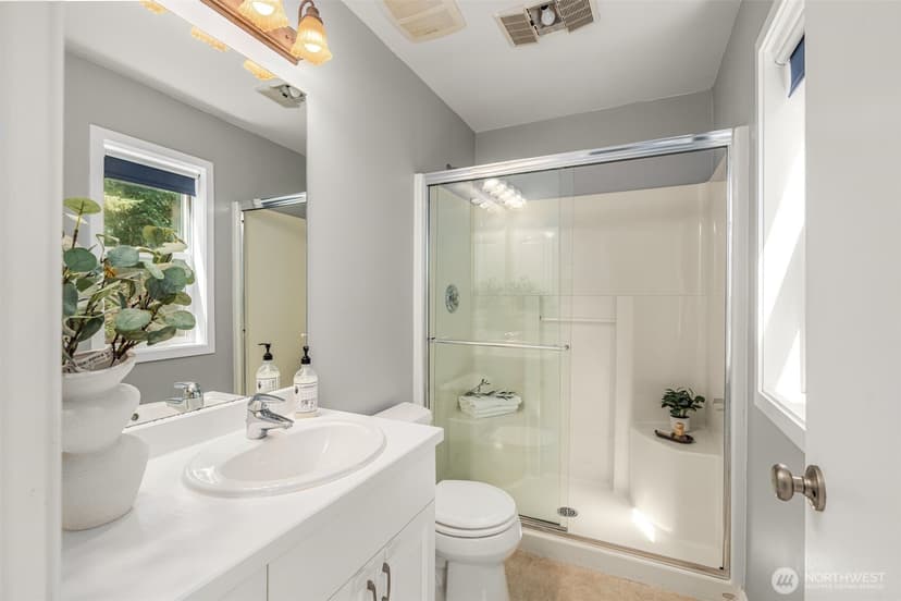 Property photo for 15009 Westminster Way N, Seattle photo 18