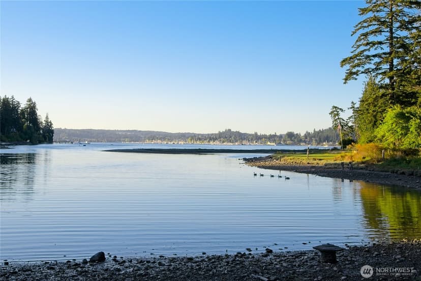 Property photo for 15449 Virginia Point Road NE, Poulsbo photo 3