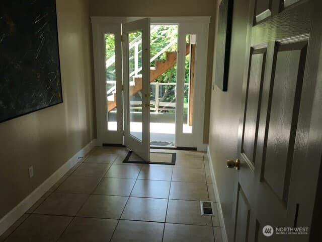 Property photo for 5744 Lagoon Lane NW, Gig Harbor photo 8