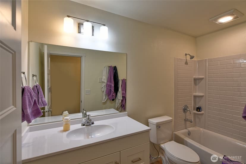Property photo for 4334 69th Avenue NE, Marysville photo 33