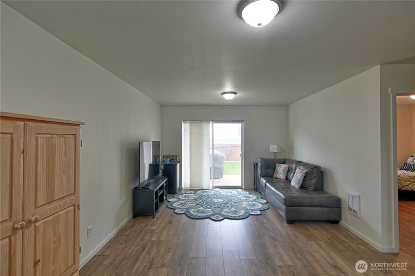 Property photo for 4334 69th Avenue NE, Marysville photo 25