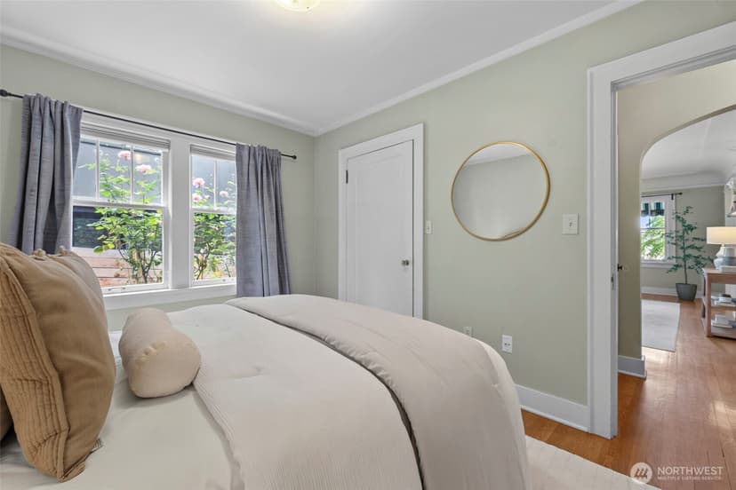 Property photo for 2634 Franklin Avenue E #202, Seattle photo 7