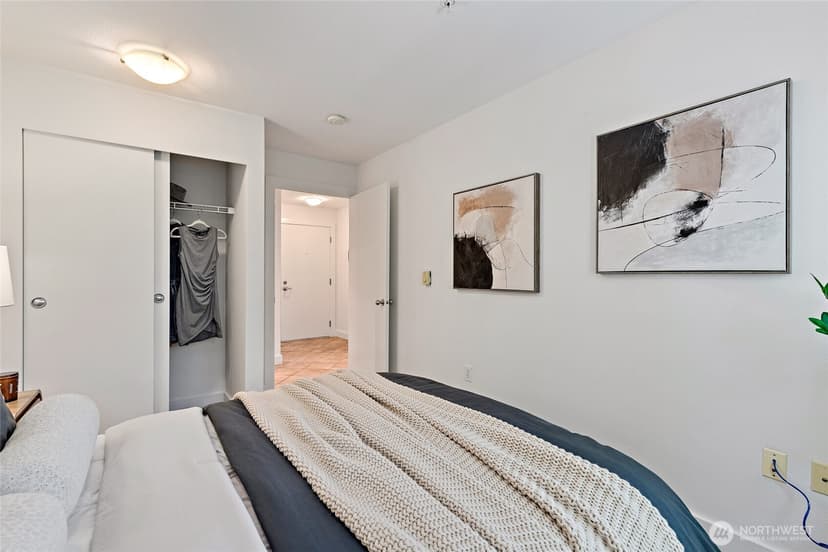 Property photo for 700 E Denny Way #206, Seattle photo 12