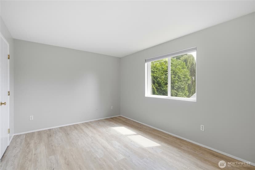 Property photo for 21675 SE 267th Street, Maple Valley photo 16