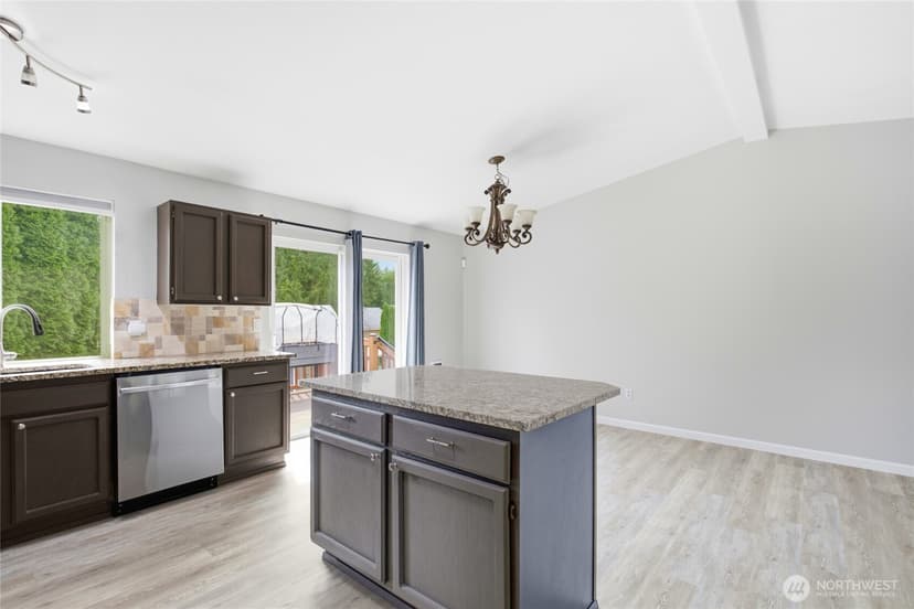 Property photo for 21675 SE 267th Street, Maple Valley photo 12