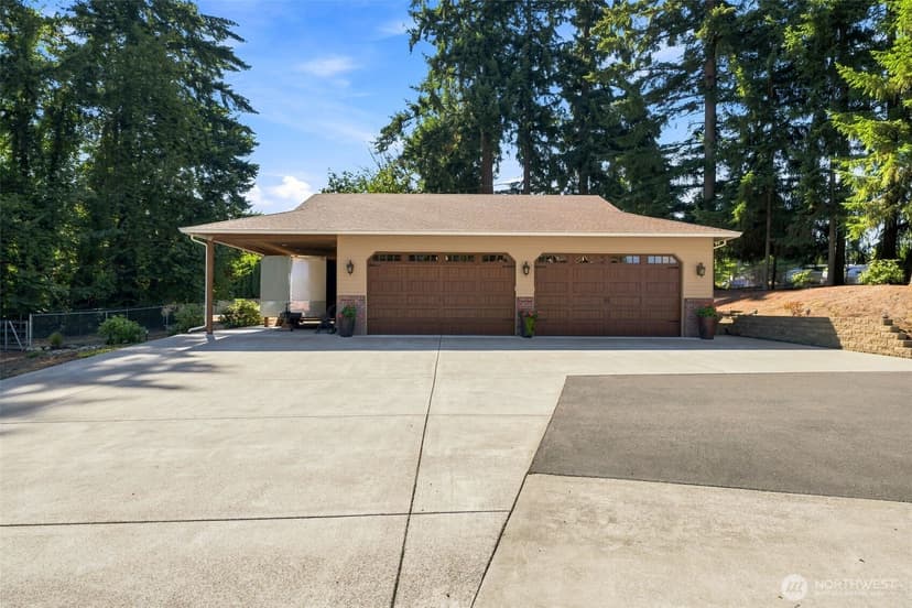 Property photo for 19917 Church Lake Rd E, Bonney Lake photo 6