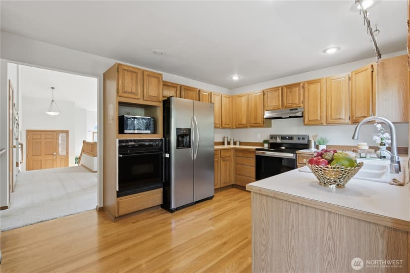 Property photo for 15031 93rd Place NE, Bothell photo 10