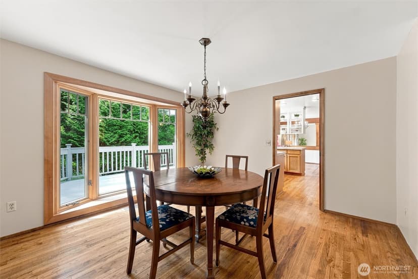 Property photo for 2615 93rd Place NE, Clyde Hill photo 6