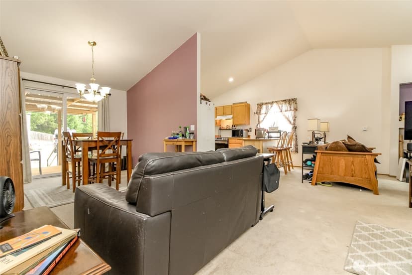 Property photo for 13723 21st Avenue E, Tacoma photo 18