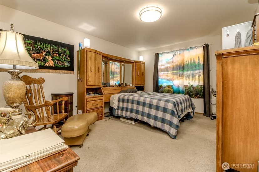 Property photo for 13723 21st Avenue E, Tacoma photo 10