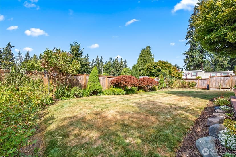 Property photo for 19827 11th Avenue NW, Shoreline photo 24