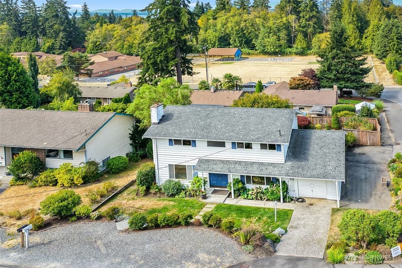 Property photo for 19827 11th Avenue NW, Shoreline photo 25