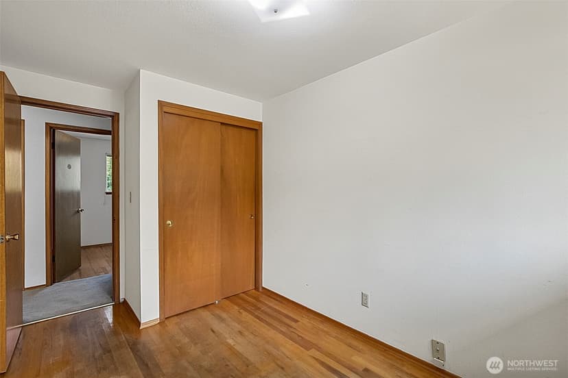 Property photo for 19827 11th Avenue NW, Shoreline photo 15