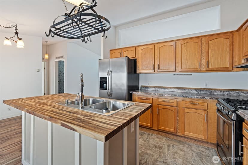 Property photo for 4906 Wildflower Lane NE, Bremerton photo 20