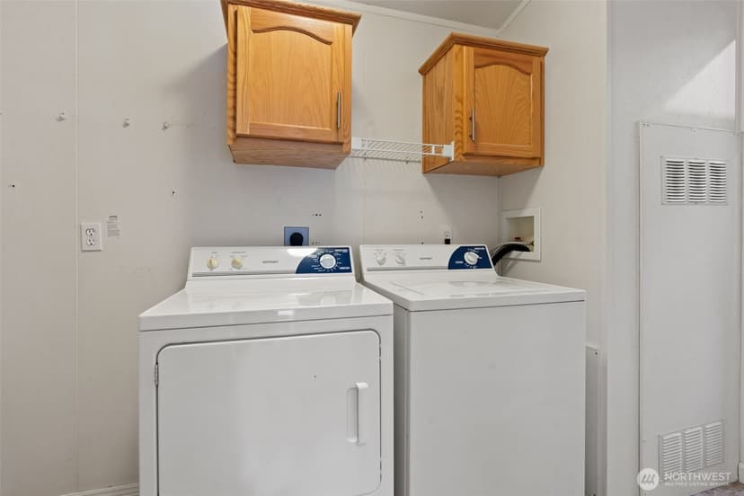 Property photo for 4906 Wildflower Lane NE, Bremerton photo 28
