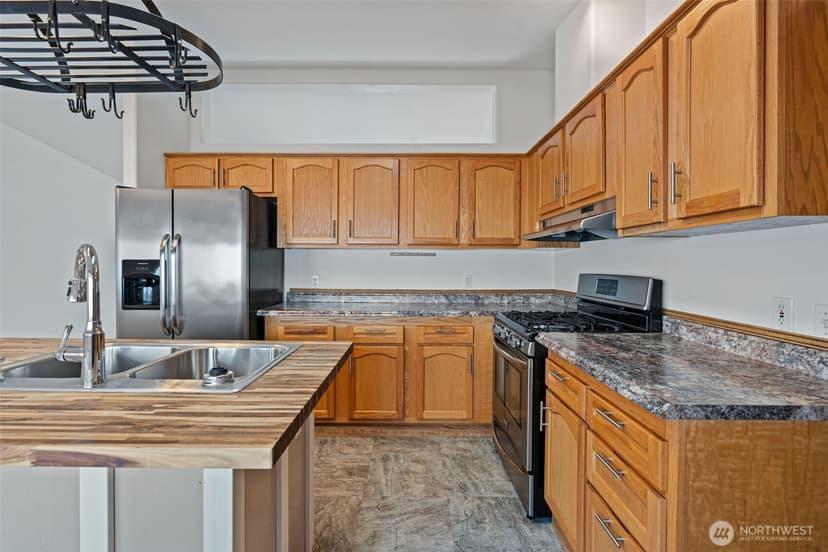 Property photo for 4906 Wildflower Lane NE, Bremerton photo 19