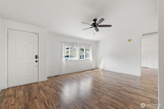 Property photo for 4906 Wildflower Lane NE, Bremerton photo 5