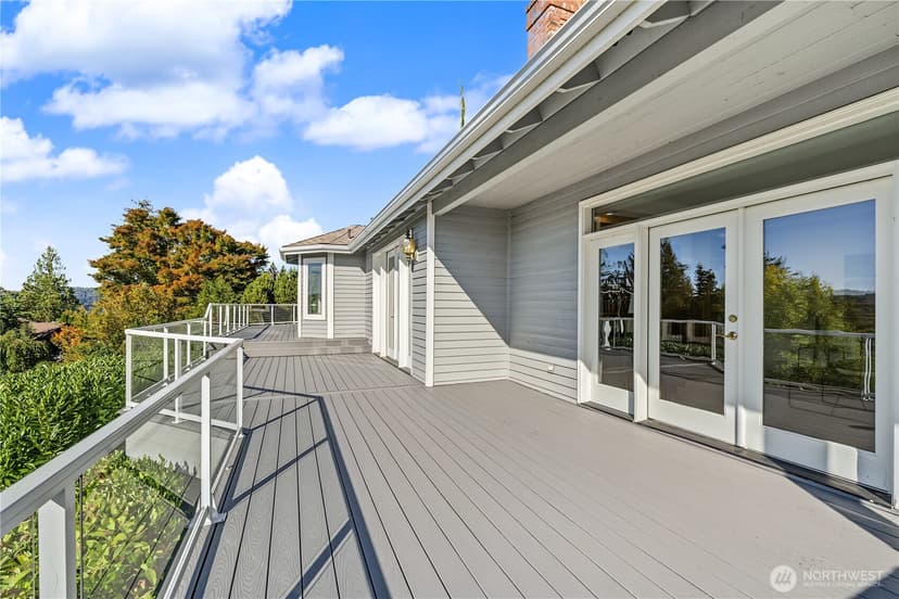 Property photo for 15302 61st Place NE, Kenmore photo 37