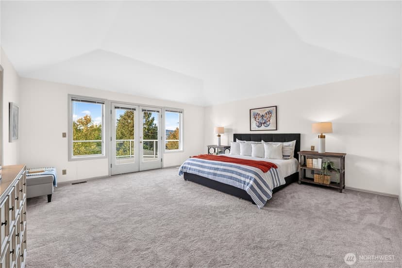 Property photo for 15302 61st Place NE, Kenmore photo 21