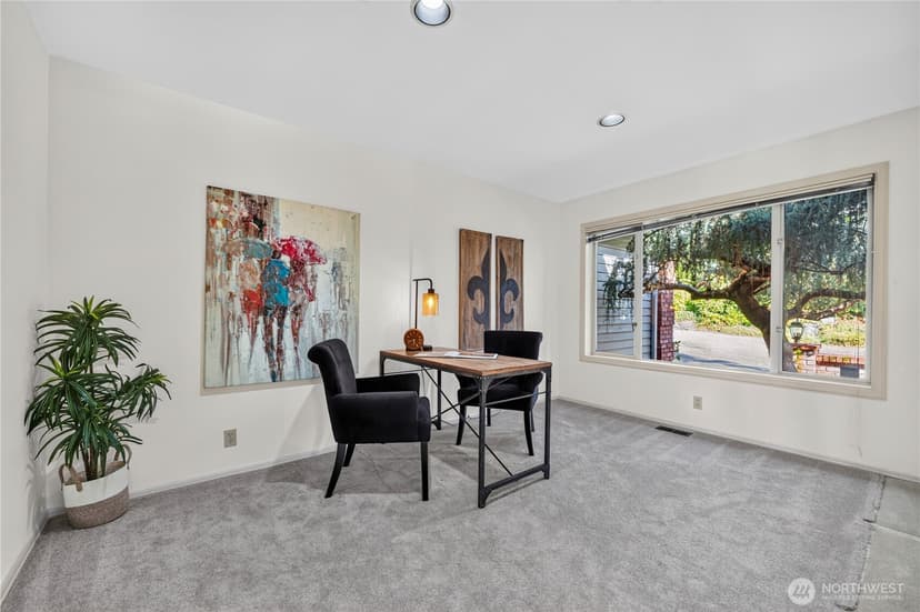 Property photo for 15302 61st Place NE, Kenmore photo 18