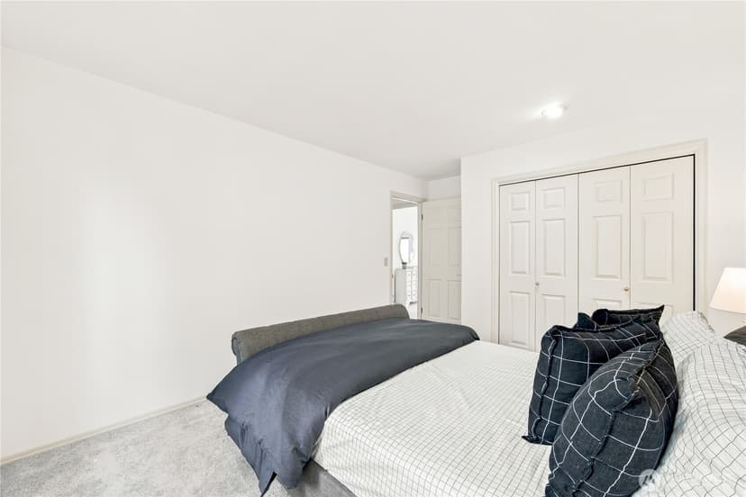 Property photo for 15302 61st Place NE, Kenmore photo 31